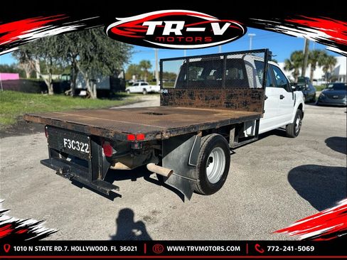 Used 2017 Ford F350 XL w/ Power Equipment Group RWD image 5