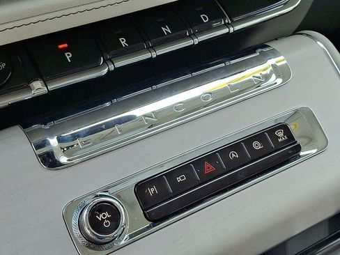 New 2026 Lincoln Aviator Reserve AWD/4WD image 8