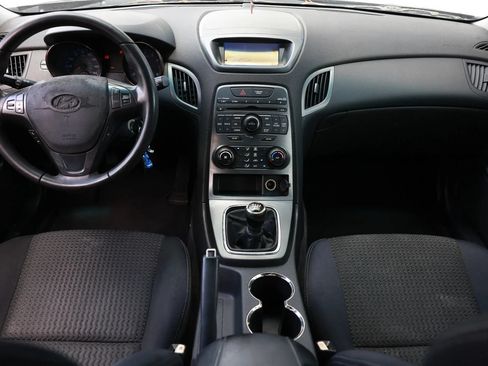 Used 2012 Hyundai Genesis 2.0T RWD image 14