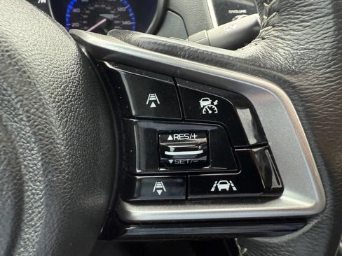Used 2018 Subaru Legacy 3.6R Limited AWD/4WD image 25
