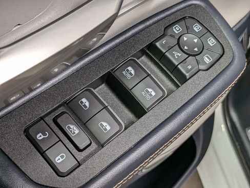 Used 2025 RAM 1500 Tungsten w/ Towing Technology Group AWD/4WD image 16