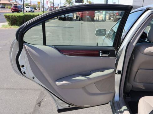 Used 2003 Lexus ES 330 FWD image 21