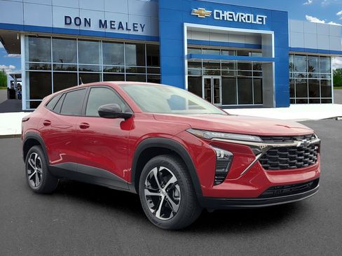 New 2026 Chevrolet Trax RS FWD image 1