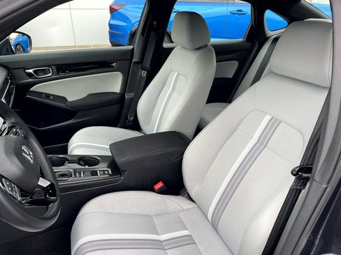Used 2025 Honda Civic Sport image 11