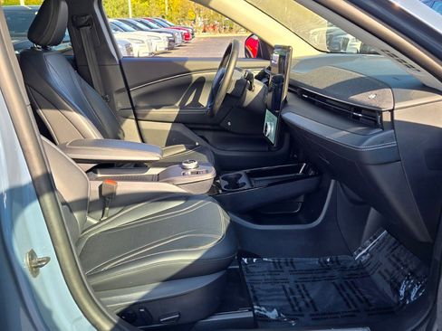 Certified 2023 Ford Mustang Mach-E Premium image 5