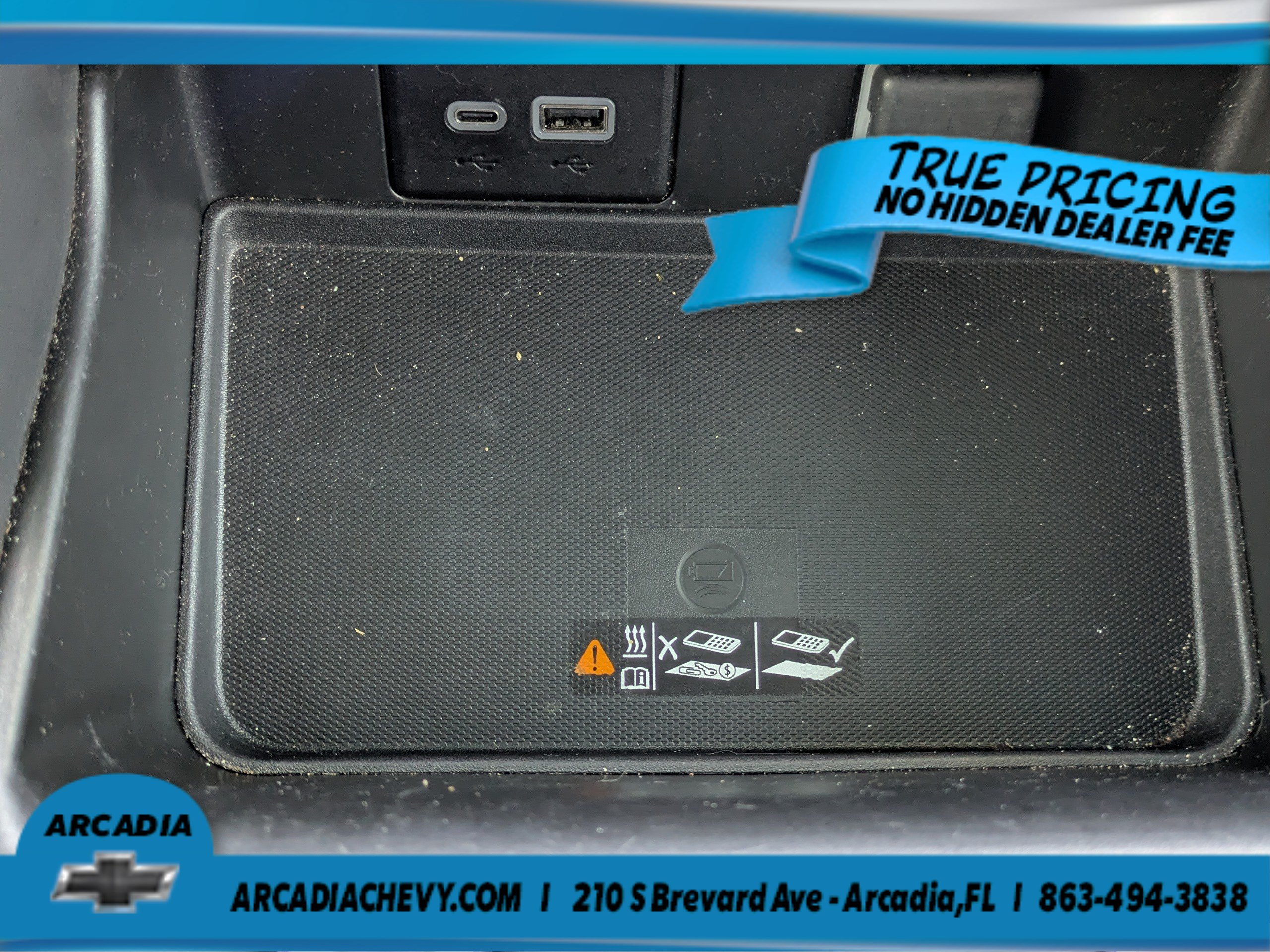 Used 2023 GMC Yukon AT4 w/ LPO, Floor Liner Package AWD/4WD image 24