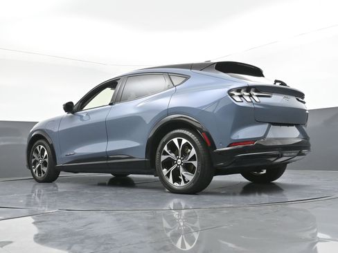 Used 2023 Ford Mustang Mach-E Premium image 26