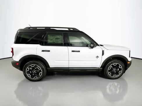 New 2026 Ford Bronco Sport Outer Banks w/ Outer Banks Tech Package+ AWD/4WD image 8