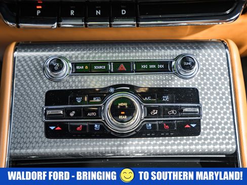 Used 2023 Lincoln Aviator Black Label Grand Touring image 28