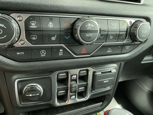 New 2026 Jeep Wrangler Unlimited Sport AWD/4WD image 11