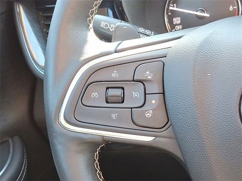 Used 2023 Buick Envision Essence image 21