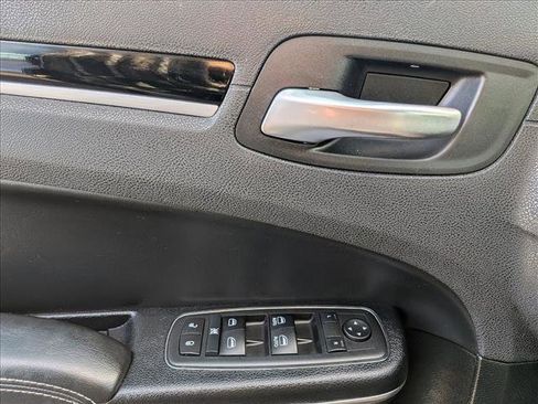 Used 2017 Chrysler 300 S image 14