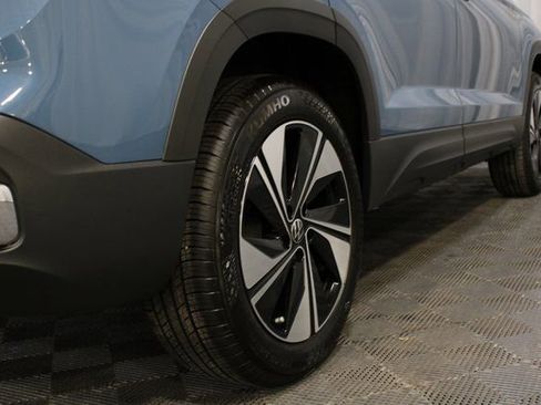 New 2026 Volkswagen Taos SE AWD/4WD image 24