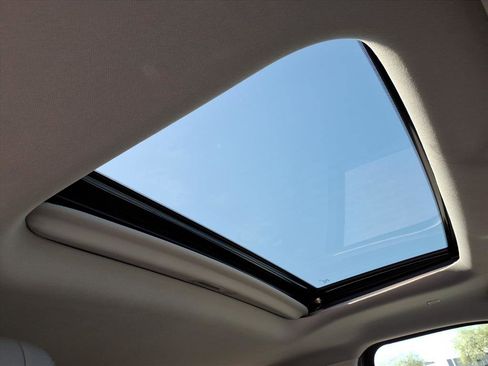 Used 2023 Toyota Sequoia SR5 w/ SR5 Premium Package image 9