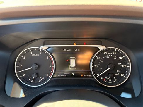 Certified 2023 Nissan Rogue SV FWD image 27
