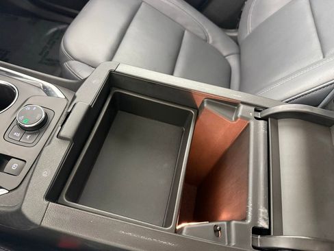 Used 2021 Chevrolet Traverse Premier w/ LPO, Floor Liner Package AWD/4WD image 32