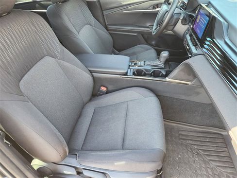 Certified 2025 Toyota Camry LE w/ Convenience Package image 10