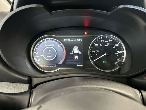 New 2025 Nissan Versa SR w/ Trunk Package image 22