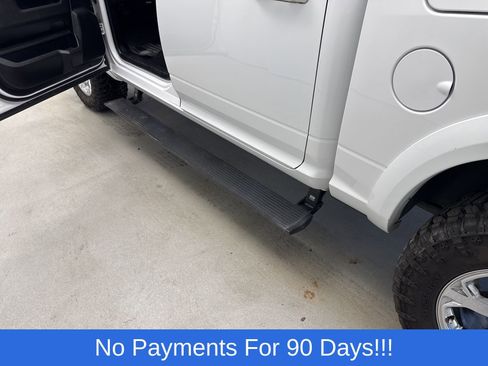 Used 2017 RAM 1500 Laramie w/ Convenience Group image 5