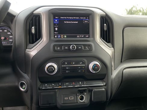 Used 2022 GMC Sierra 1500 Pro w/ Convenience Package AWD/4WD image 18