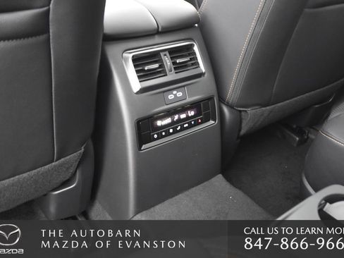 Used 2025 MAZDA CX-90 3.3 Turbo w/ Preferred Package AWD/4WD image 23