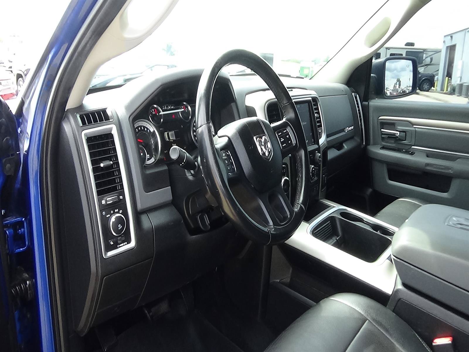 Used 2018 RAM 1500 Big Horn AWD/4WD image 17