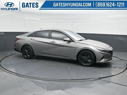 Certified 2022 Hyundai Elantra SEL w/ Preferred Accessory Package