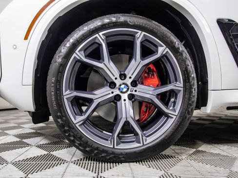 Used 2025 BMW X5 sDrive40i w/ M Sport Package RWD image 37