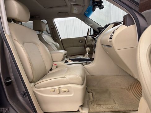 Used 2016 INFINITI QX80 Luxe w/ 22" Wheel Package image 43