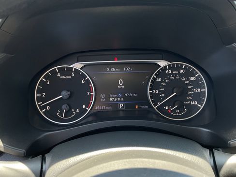 Used 2024 Nissan Altima 2.5 SV FWD image 37