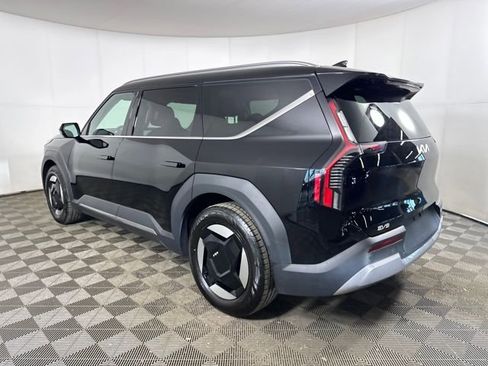 Used 2024 Kia EV9 Wind AWD/4WD image 5
