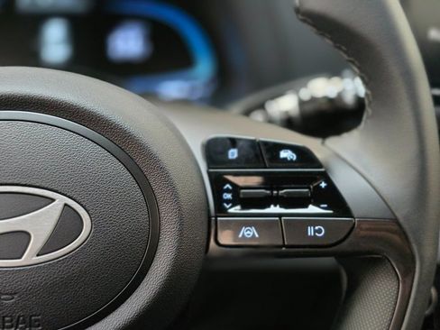 New 2026 Hyundai Elantra SEL Sport Premium FWD image 18
