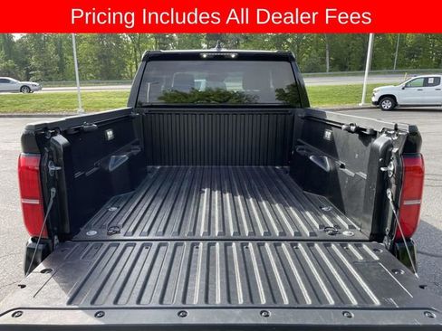 Used 2024 Toyota Tacoma TRD Off-Road AWD/4WD image 13