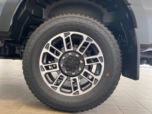 New 2026 Ford F350 Platinum w/ Platinum Plus Package AWD/4WD image 32