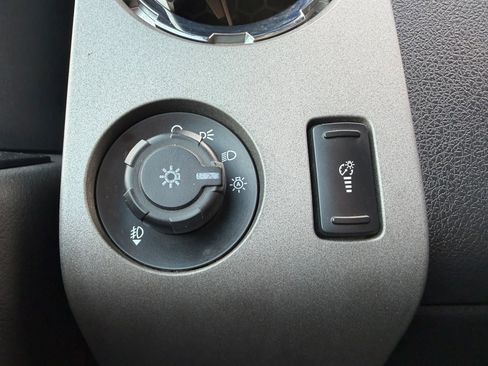 Used 2012 Ford F250 Lariat w/ Chrome Pkg AWD/4WD image 27
