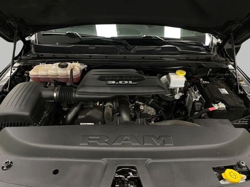 Used 2023 RAM 1500 Lone Star AWD/4WD image 12