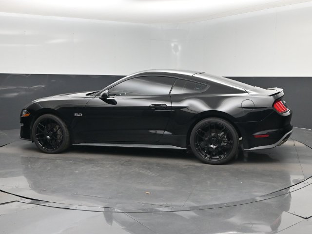 Used 2018 Ford Mustang GT RWD image 10
