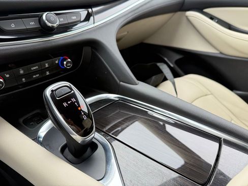 Used 2021 Buick Enclave Essence w/ Sound and Sites Package FWD image 18