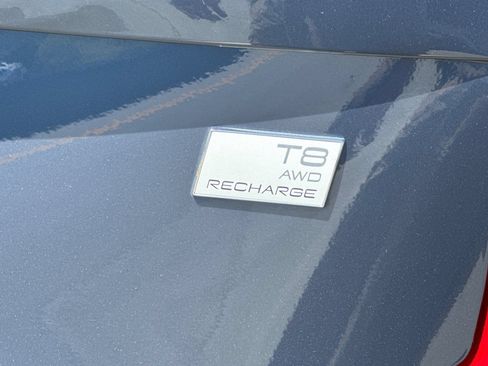Used 2022 Volvo XC90 T8 Inscription w/ Advanced Package AWD/4WD image 12