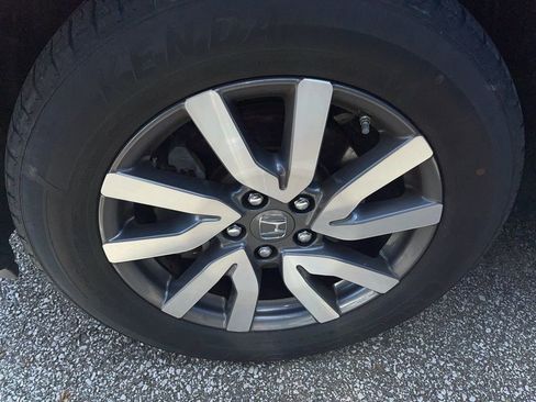 Used 2020 Honda Pilot EX-L image 3