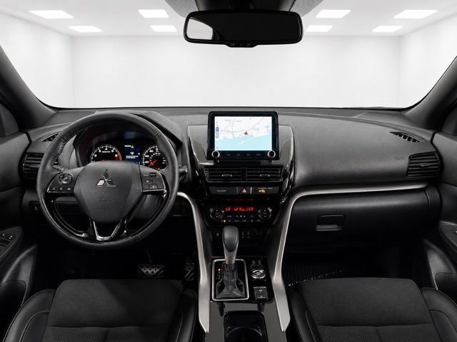 Used 2025 Mitsubishi Eclipse Cross AWD image 26