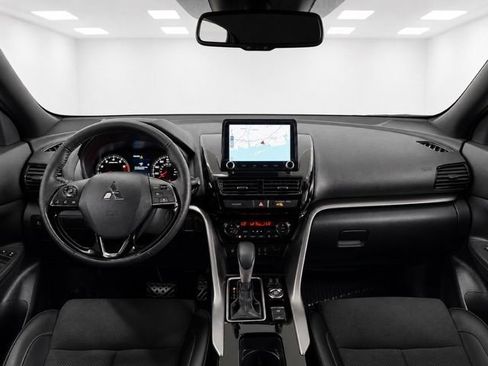 Used 2025 Mitsubishi Eclipse Cross AWD image 26