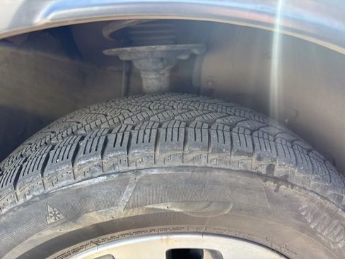 Used 2022 Subaru Outback Premium AWD/4WD image 11