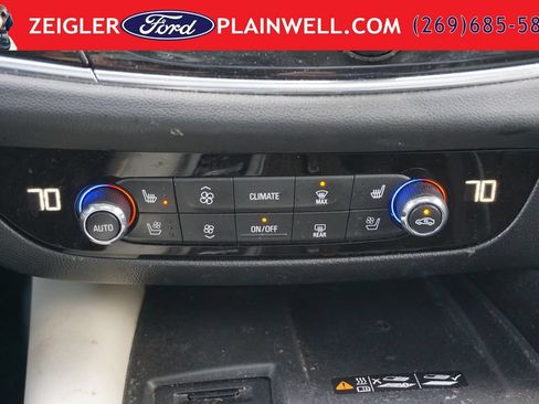 Used 2023 Buick Enclave Avenir w/ Avenir Technology Package AWD/4WD image 26