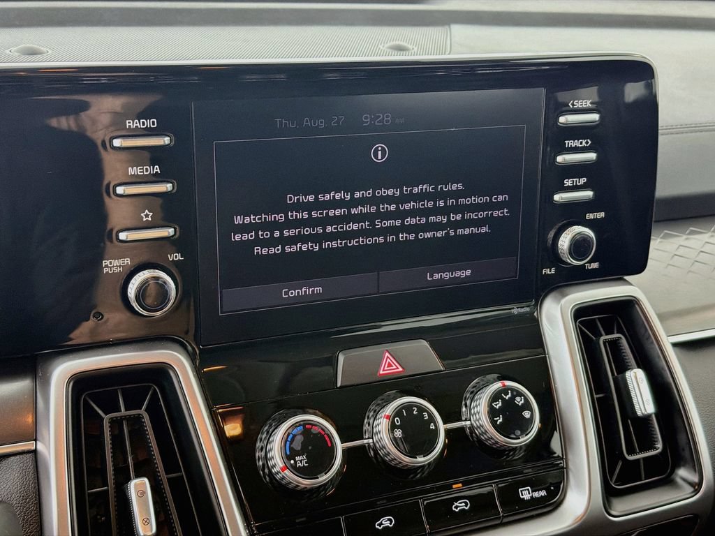 Certified 2023 Kia Sorento LX FWD image 14