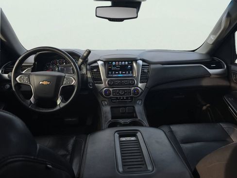 Used 2016 Chevrolet Suburban LT image 15