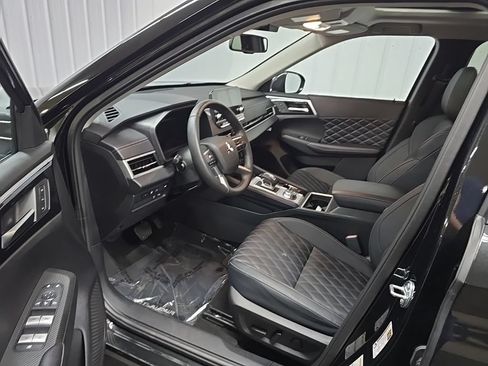 Used 2025 Mitsubishi Outlander SEL AWD/4WD image 35