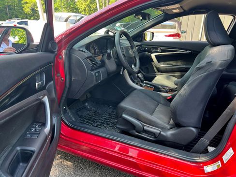 Used 2017 Honda Accord LX-S image 9