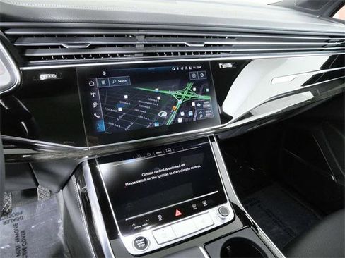 Used 2025 Audi Q7 3.0T Premium Plus w/ Premium Plus Package image 18