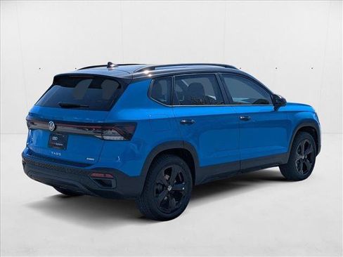 New 2025 Volkswagen Taos SE image 2